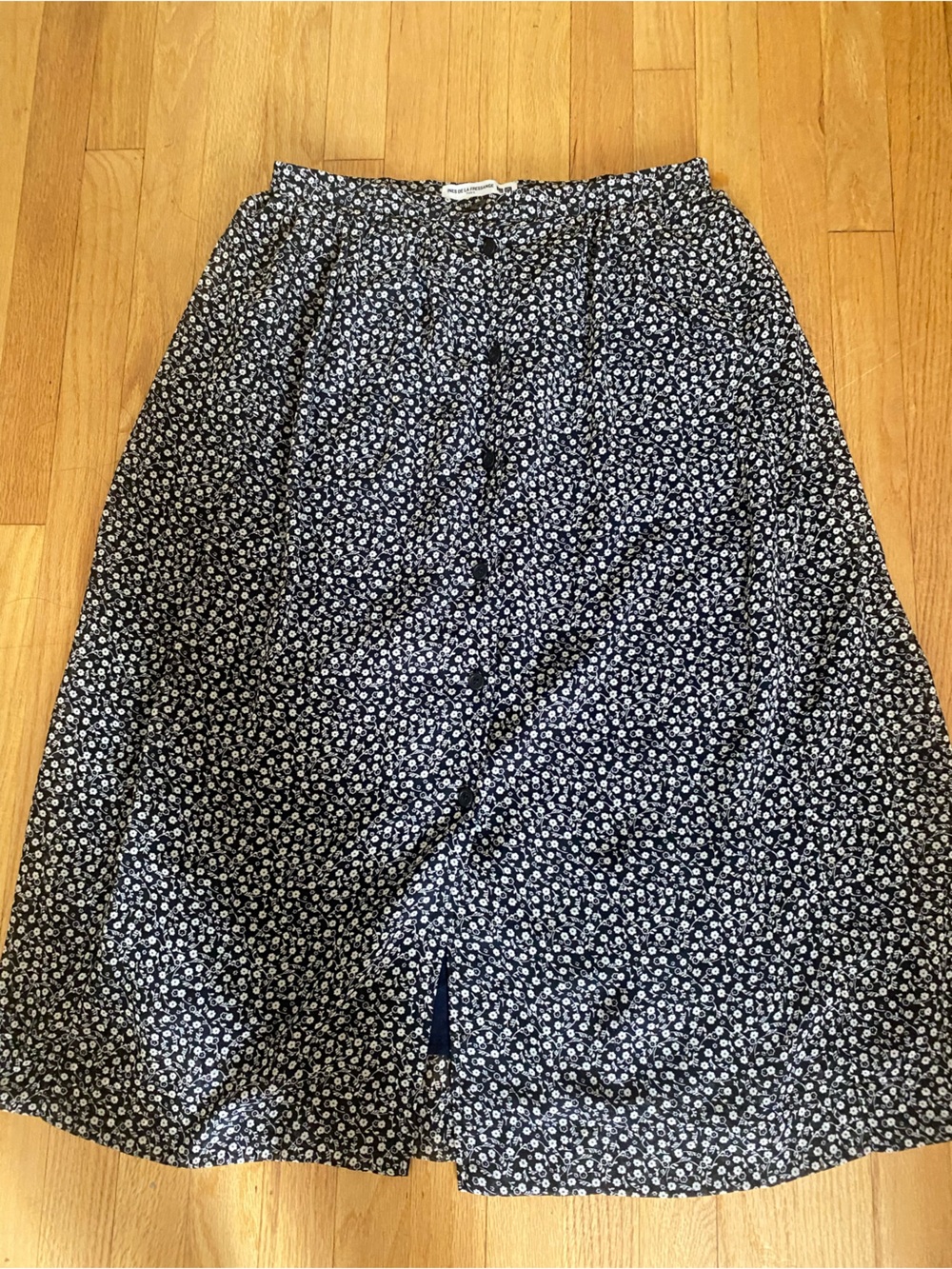 Uniqlo Navy and White Floral Midi Skirt